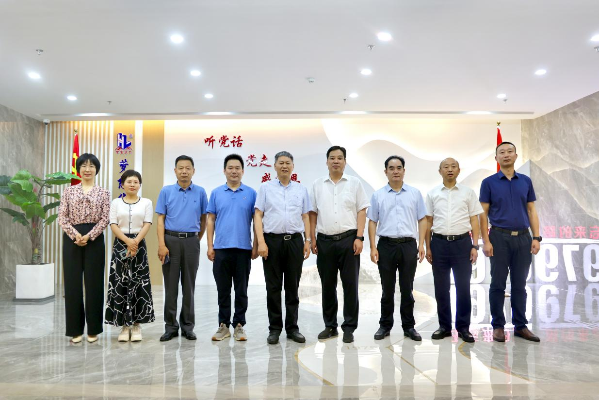 舒城县委常委、副县长刘兴旺到华力走访调研