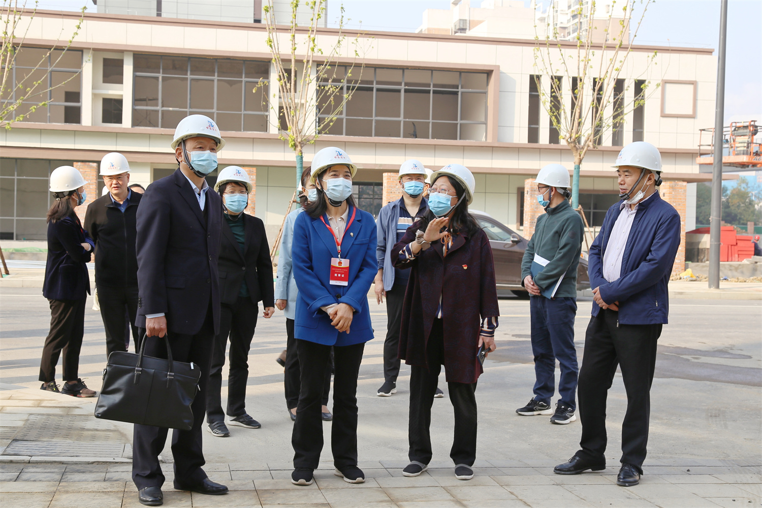 庐阳区人大常委会主任曹佑华带队到童大郢复建点项目调研