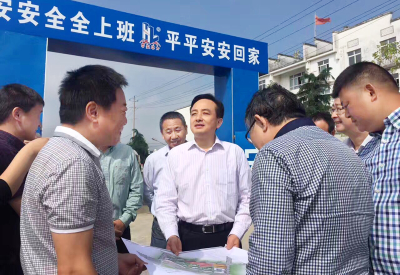 黄山市委常委、常务副市长刘孝华到华力项目调研